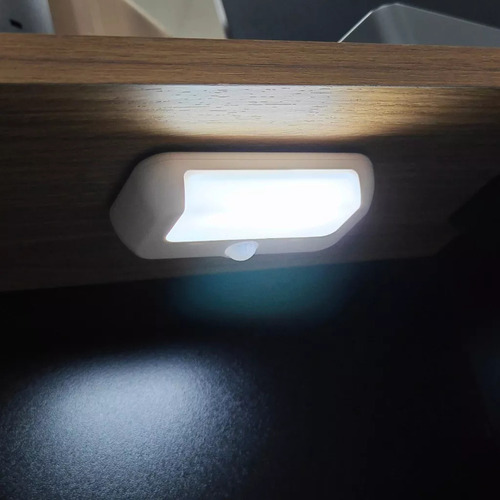 Luz Luminária Noturna Sensor De Movimento Led Inteligente