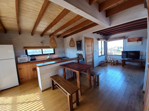 Imagen 7 de 21 de Alquiler Casa Punta Del Diablo, Metros Playa, Vista Al Mar.