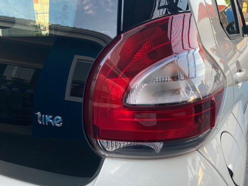 Imagem 10 de 15 de Fiat Mobi 1.0 8v Evo Like. 2018