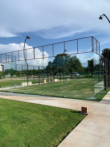 Imagen 3 de 12 de Terreno En Privada Oasis Dentro Del Yucatan Country Club