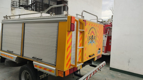 Carrocería Bomberos Rosenbauer Autobomba Mediana, Liquido