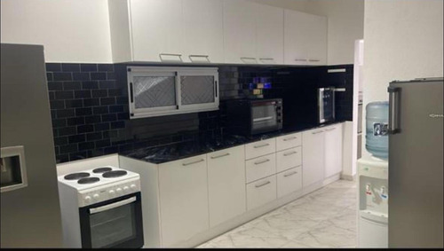 Casa En Venta - 3 Dormitorios 3 Baños - 4 Cocheras - 210mts2 - Haras Del Sur Ii