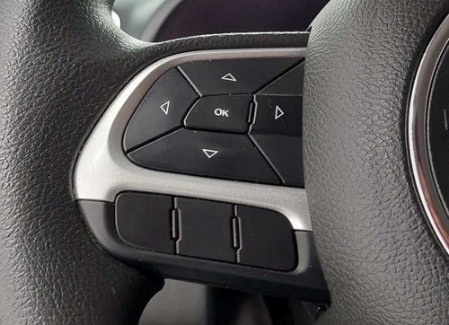 Imagem 10 de 13 de Renegade 1.8 16v Flex 4p Automático