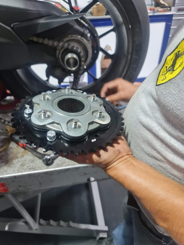 Sprocket Driven Racing Paso 520 Para Ducati V2 / V4 8098-520