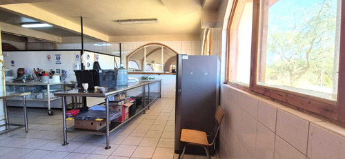 Restaurante En Calama Para 150 Personas (104280)
