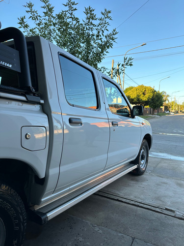 Nissan NP300 2.5 Cabina Doble 133cv 4x2