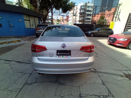 Imagen 4 de 15 de Volkswagen Jetta 2015 2.5 Trendline L5 Man B A Mt