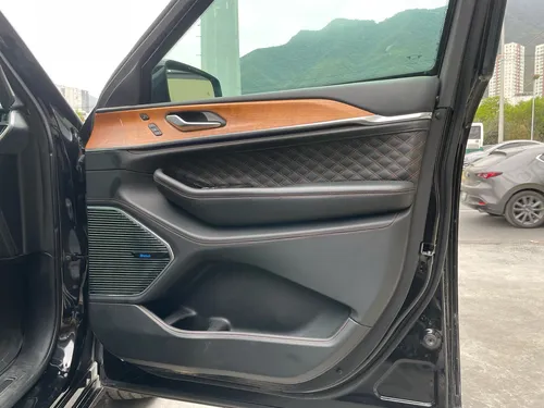 Jeep Grand Cherokee 5.7 V8 Summit 4x4 At