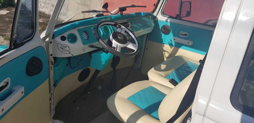 Volkswagen Kombi 1999 1.6 3p Gasolina
