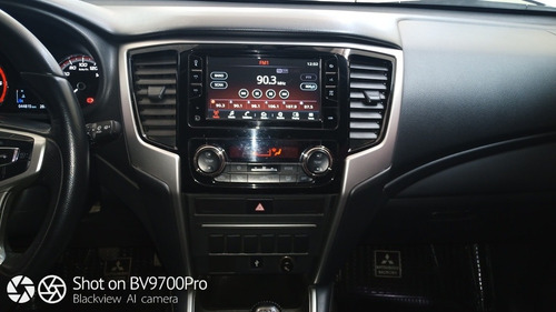 Imagen 14 de 15 de Mitsubishi L200 2019 2.4 Di-d High Power 181cv Cuero