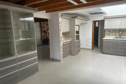 Casa En Arriendo/venta En Envigado. Cod A501213