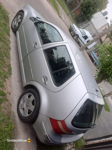 Volkswagen Golf 1.6 Comfortline
