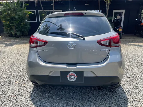 Mazda 2 Touring Mt