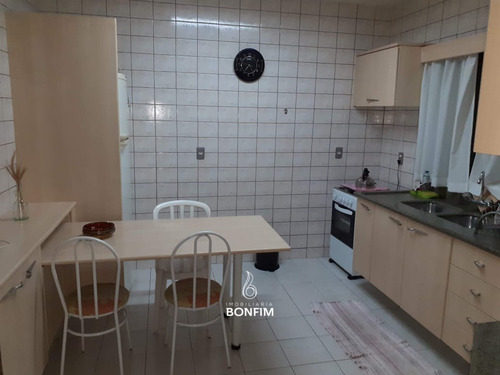 Imagem 6 de 19 de Casa Com 4 Dormitórios À Venda Com 424m² Por R$ 850.000,00 No Bairro Água Verde - Curitiba / Pr - Csa0258