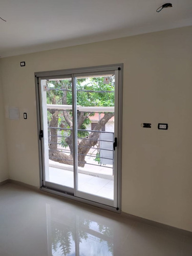 Departamento En Venta En Sargento Cabral