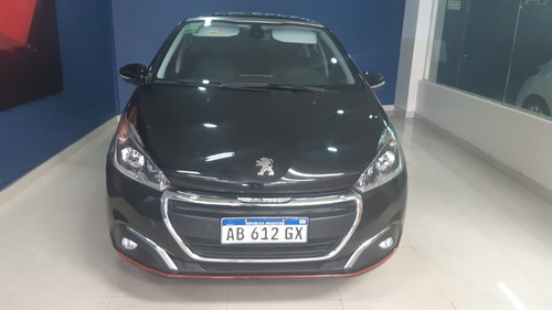 Peugeot 208 Feline