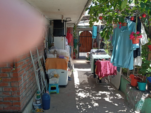 Imagen 9 de 17 de Casa En La Villa La Reina Frente Al Hospital Militar