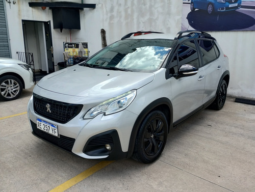 Peugeot 2008 1.6 Allure