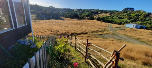 Casa Frente Al Mar Primera Linea, Ancud