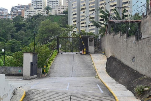 Imagen 11 de 13 de Santa Inés, Se Vende Apartamento. Cod. 20-2108