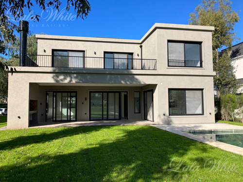 Casa En Venta En Saint Thomas Este Canning