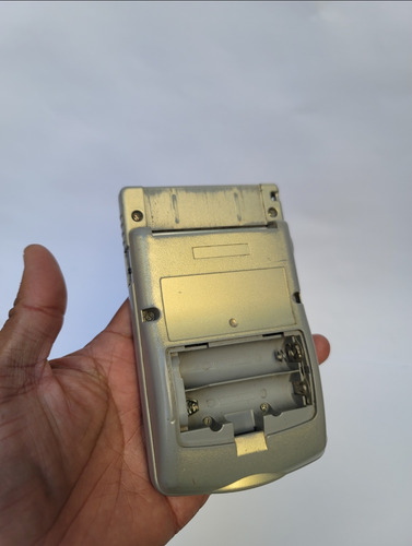 Nintendo Game Boy Color Pokémon Gold And Silver. Dorado (Usado)