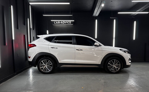 Hyundai Tucson 2.0 4X4 PREMIUM AT L16