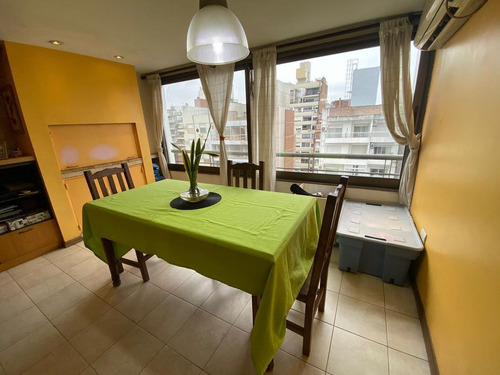 Imagen 14 de 30 de Departamento De 2 Dormitorios En Venta Con Cochera Frente Al Rio Centro Rosario
