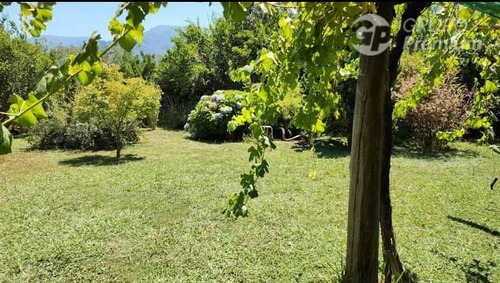 Casa En Venta De 4 Dorm. En Colbún