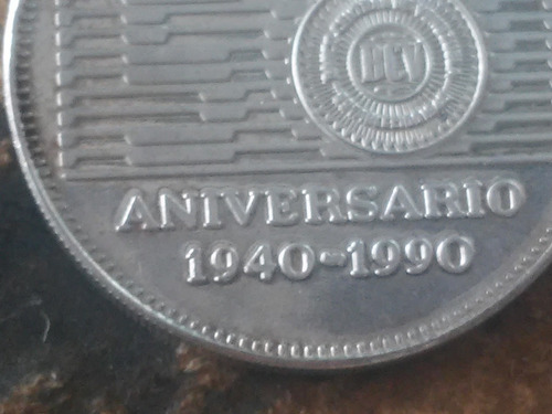Moneda De Plata. 50 Bolívares. 50 Años Del Bcv (1940-1990 (Usado)