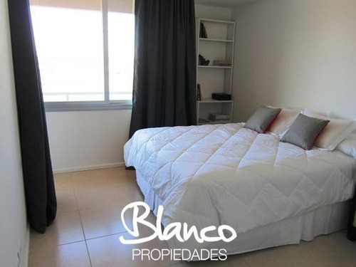 Departamento En Alq. Temporario En Islas Del Golf, Nordelta, Tigre