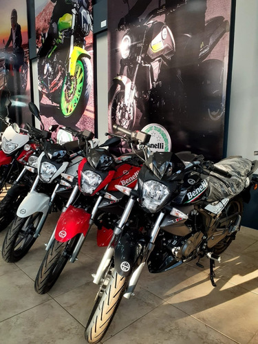 Imagen 7 de 15 de Benelli Tnt 15