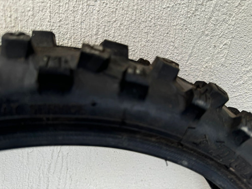Llanta Dunlop Geomax 100 60 14 (Usado)