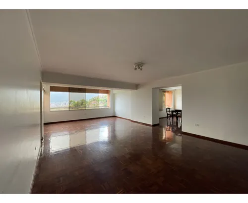 Apartamento En Venta En Lomas De Santa Rosa De Lima Con Vista Al Ávila