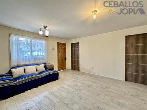 Casa En Venta De 2 Dorm. En Quilpué
