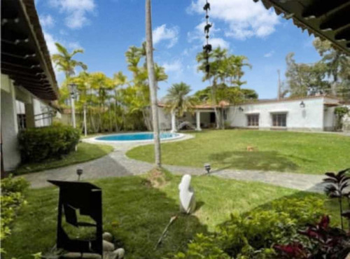 Imagen 21 de 24 de Se Vende Casa 800 M² 8h/10b/10p Cerro Verde