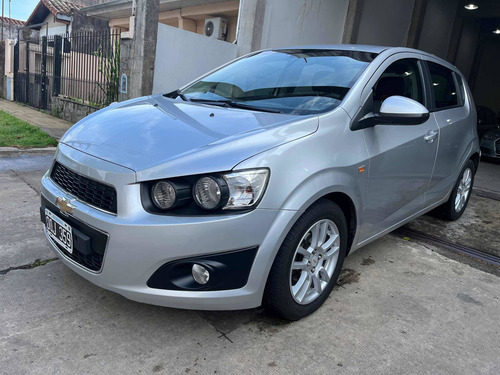 Imagen 1 de 16 de Chevrolet Sonic 1.6 Lt 2014