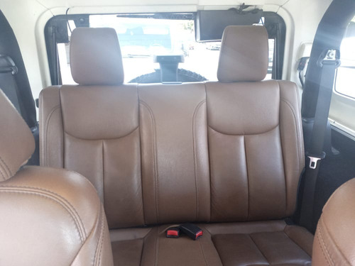 Imagen 9 de 10 de Jeep Sahara 2014