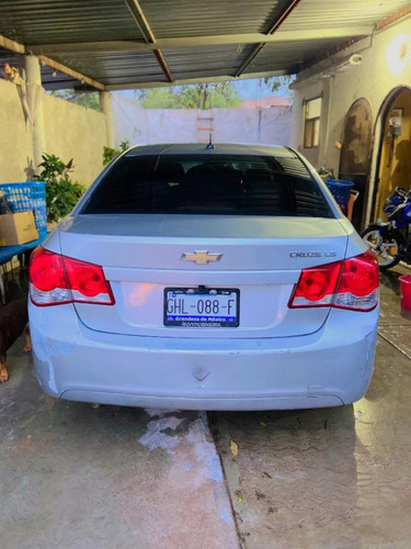 Chevrolet Cruze 1.8 C Ls Aa Cd Mp3 R-16 At