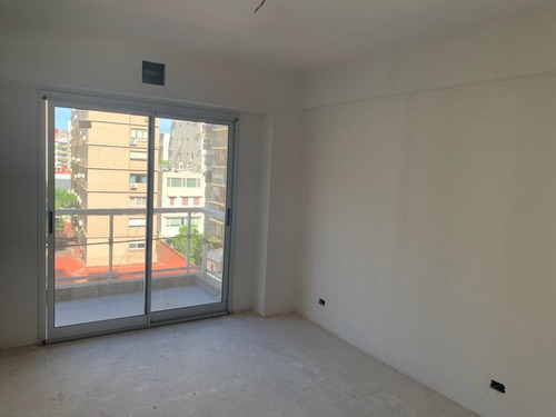 Imagen 6 de 9 de 2 Amb. Suite Toilette A Estrenar -apto Profesional - Mucha Categoria - Vigilancia 24 Hs