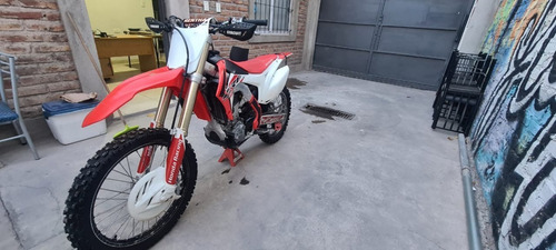 Imagen 5 de 5 de Honda Crf 250 R 2017