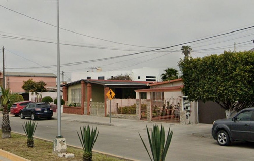 Se Vende Casa De Recuperación Bancaria En Blvd. El Mirador, El Mirador, Tijuana, B.c. Arf