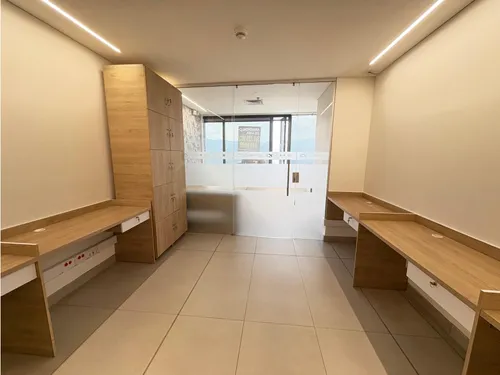 Venta Oficina Poblado Las Palmas Amoblada