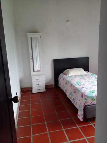 Imagen 13 de 20 de Arriendo Hermosa Casa Finca Entre Armenia Y El Caimo