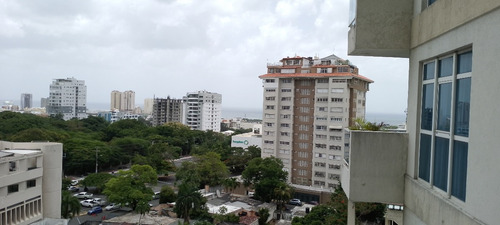 V114 - La Esperilla | Distrito Nacional, Santo Domingo | Apartamento Con Vistas Al Mar | 2 Habitaciones | $250,000 Usd | Venta De Apartamento De Lujo | #foxpiantini