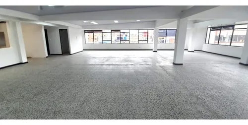 Edificio En Arriendo, Zona Comercial, Restrepo