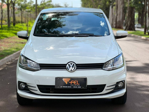 Imagem 4 de 8 de Volkswagen Fox 1.6 Msi Total Flex Connect 4p Manual