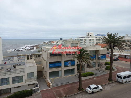 Imagen 3 de 23 de Venta De Apartamento De Tres Dormitorios En Punta Del Este