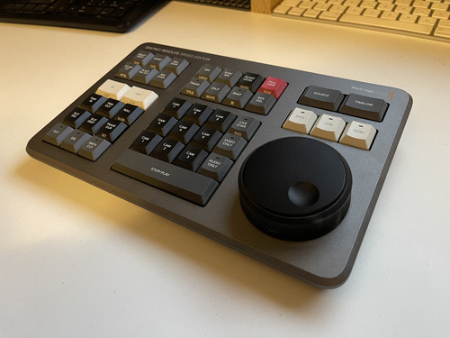 Davinci Resolve Speed Editor (Usado)