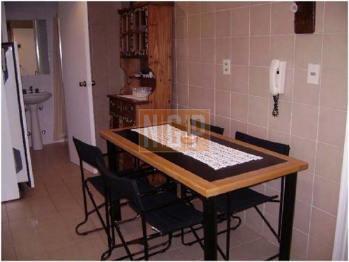 Divino Impecable Con Servicios-ref:7037